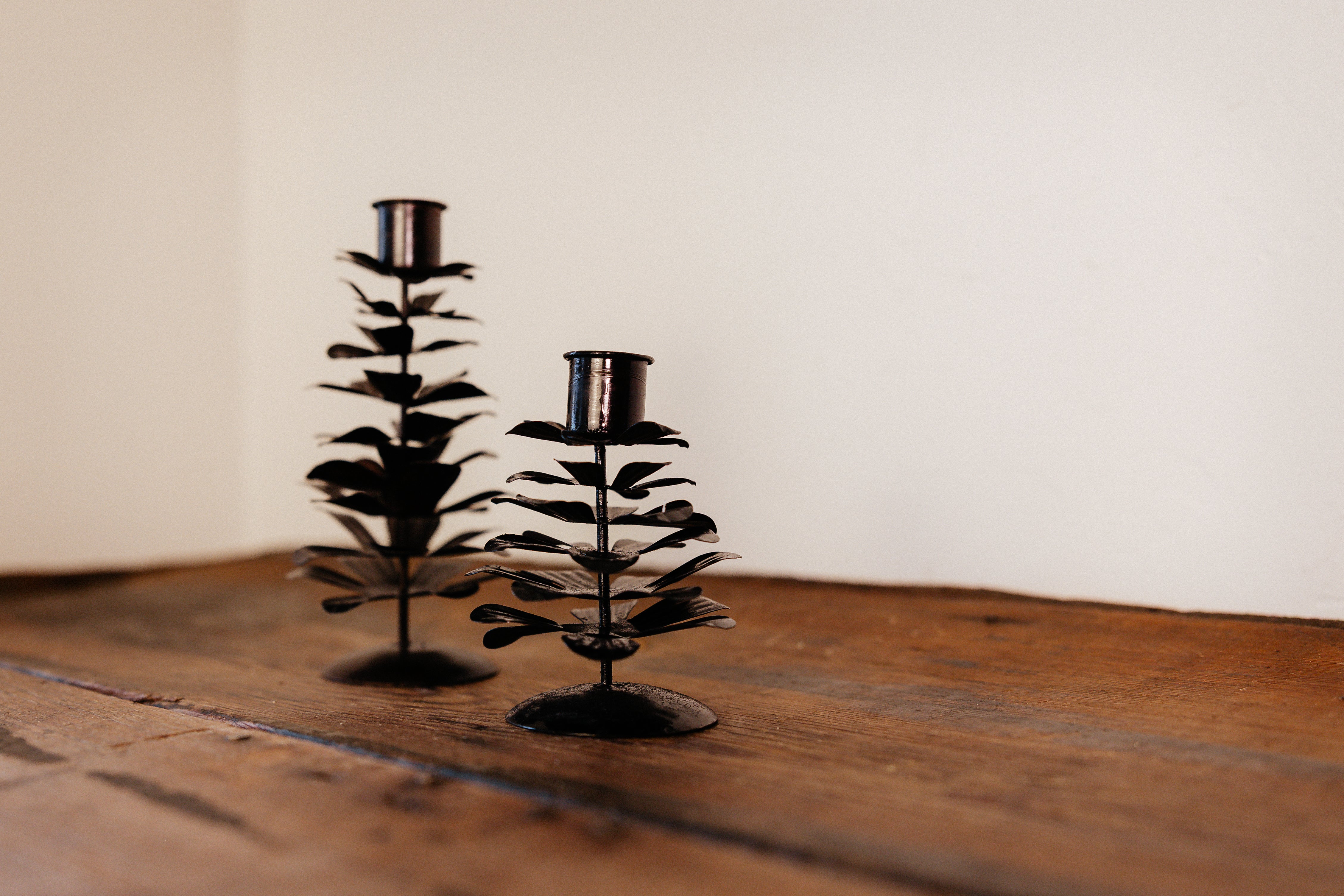 Metal Pine Cone Candlestick – Farmhouse Provisions